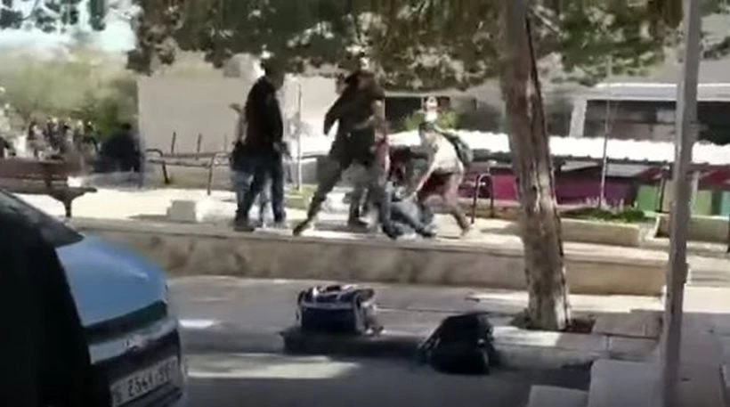 Βίντεο-σοκ: Ισραηλινοί πράκτορες απαγάγουν Παλαιστίνιο φοιτητή σε πανεπιστήμιο της Δυτικής Όχθης